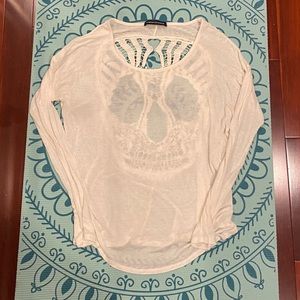 Foreign Exchange Skull Top 🛍